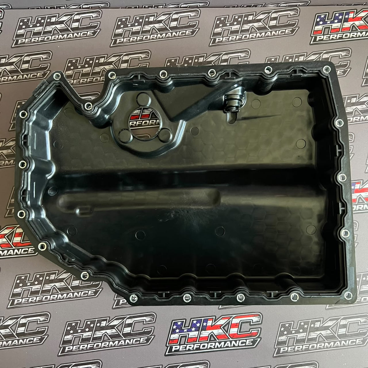 carter de aceite  volkswagen golf mk7 gti, passat, tiguan,Audi a1, a3, Q2, TT plastico, motores 2.0tsi