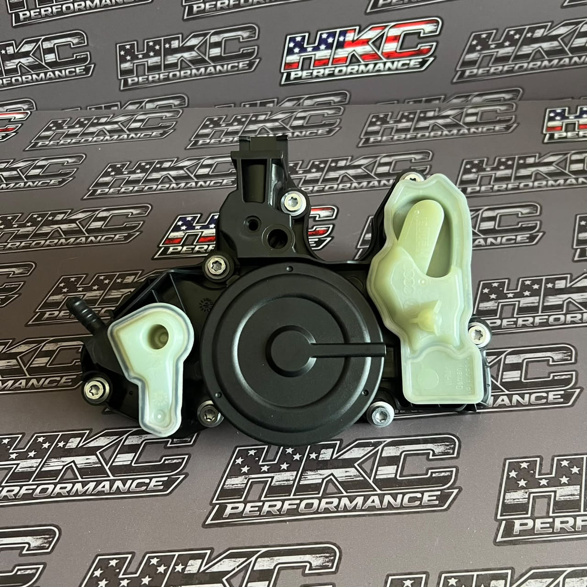 valvula pcv ventilacion gases del motor, volkswagen golf mk7, bora, passat, tiguan, audi a3, TT,  motores 2.0T 2012-2019