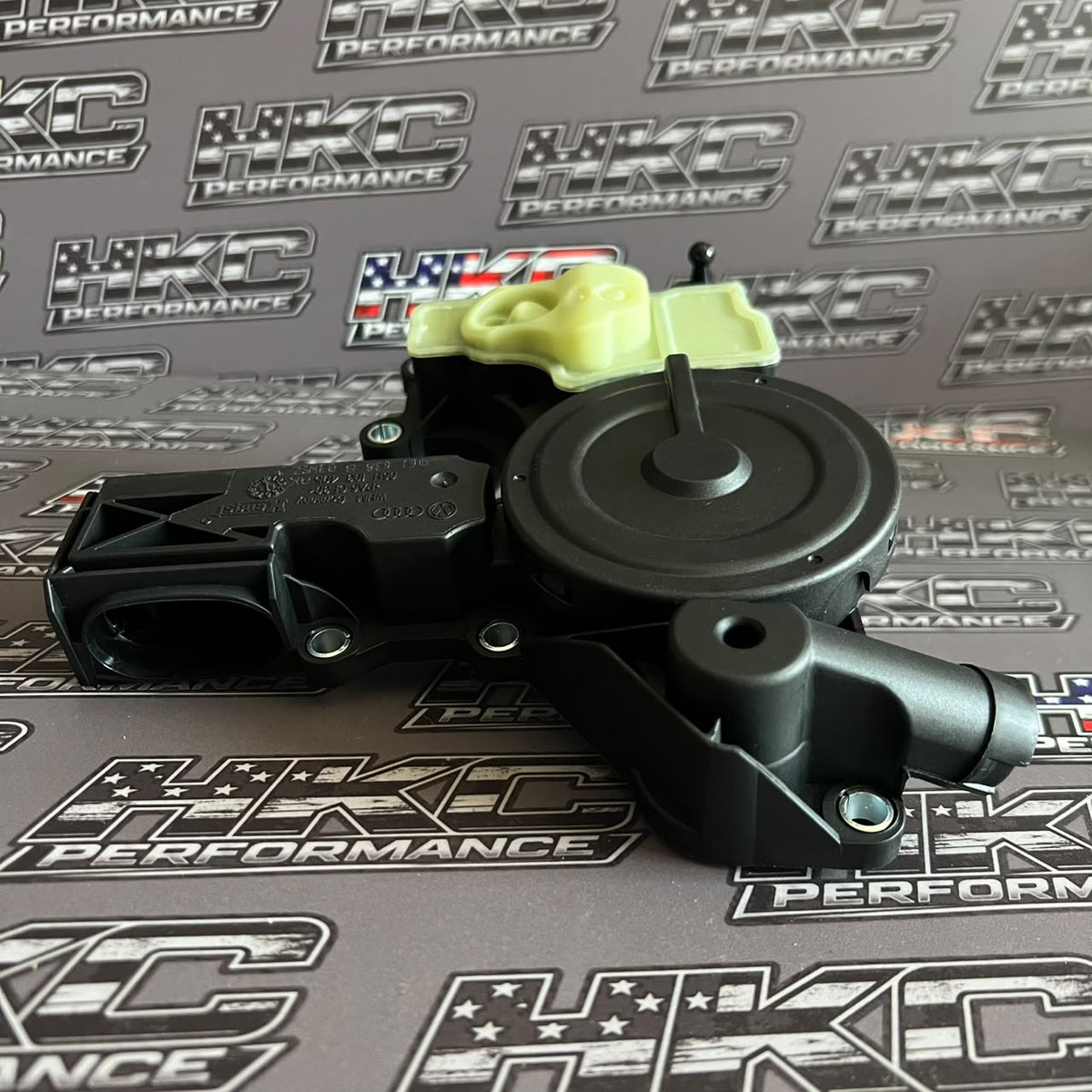 valvula pcv ventilacion gases del motor,  Volkswagen, Audi, golf, audi, A3, A4,A5,  motores 2.0T y 1.8T  mk6  2012-2017