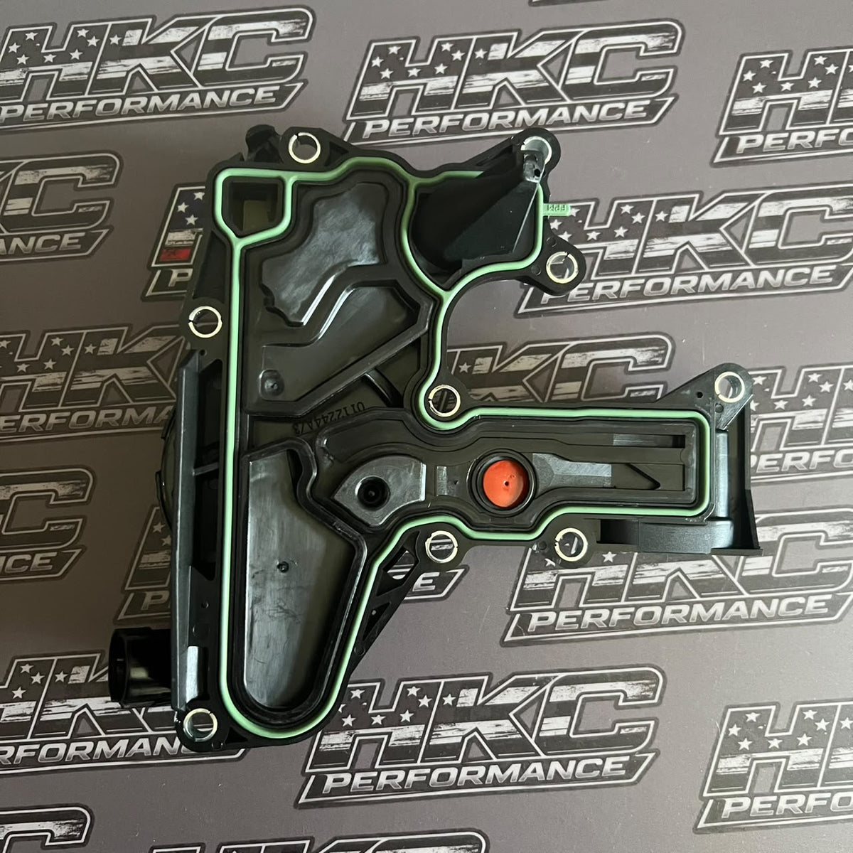 valvula pcv ventilacion gases del motor,  Volkswagen, Audi, golf, audi, A3, A4,A5,  motores 2.0T y 1.8T  mk6  2012-2017